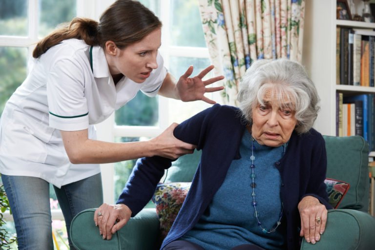 Huntington Beach Nursing Home Abuse Lawyers: German-Language Help